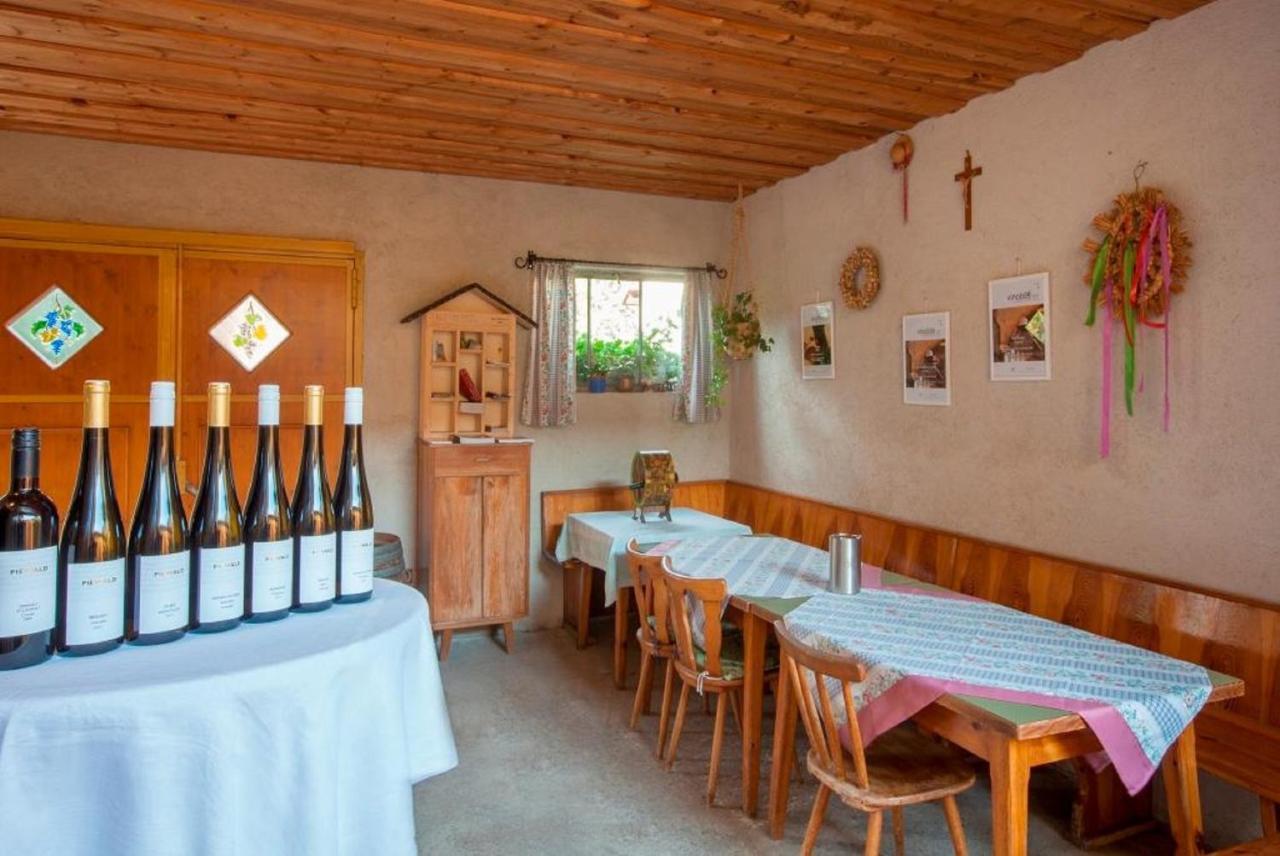 Ferienwohnung Weingut Piewald Gut am Steg Exterior foto